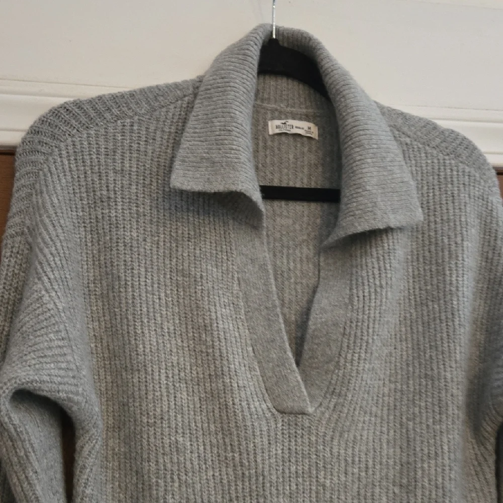 Hollister Gray Ribbed Polo Collar Sweater Dress Size Medium - Picture 4 of 6